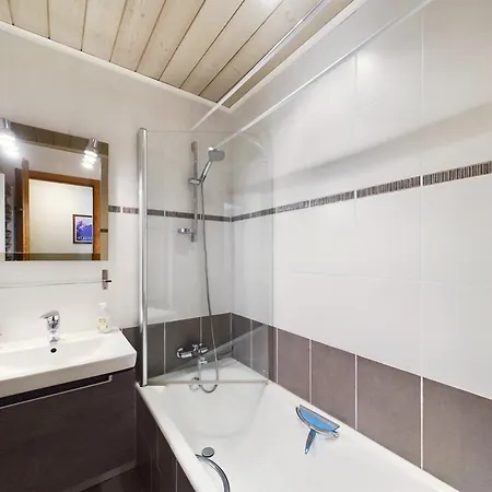Ideal - 6 Pers. - Fr-1-671-355 Lejlighed *
